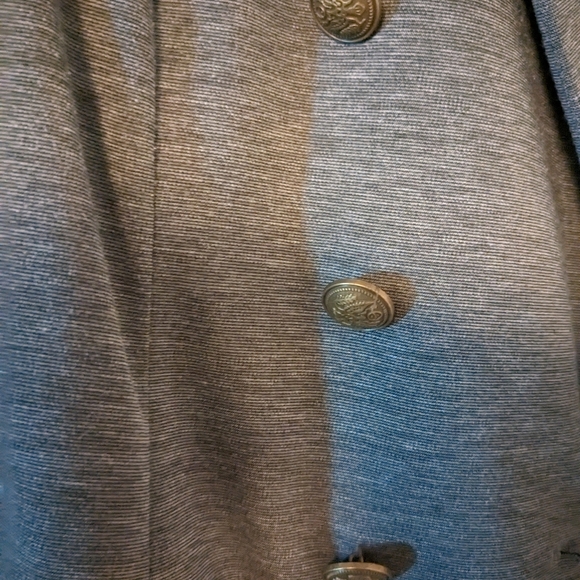 Blazer - Picture 2 of 4